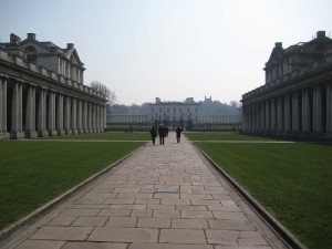 Turning away from the Thames, The Royal Observatory appears on the hilltop. (P. Ferguson image, March 2011) 