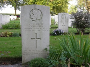 Private E.S. Hansen, Canadian Scottish Regiment, Groesbeek Canadian War Cemetery.