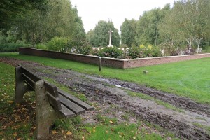 Memorial bench at Hedgerow Cemetery, Belgium. (P. Ferguson image, September 2017)
