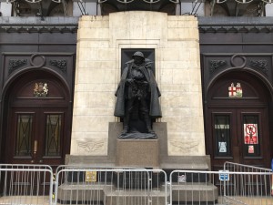 The Great Western Railway (GWR) War Memorial commemorates 3,312 men and women of the GWR who lost their lives in two world wars. (P. Ferguson image, August 2018)