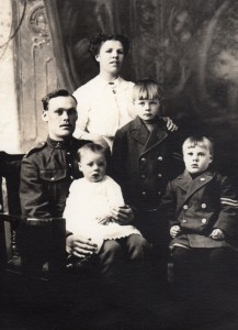 Mucklow Family, 82nd Canadian Infantry Battalion, Rose Mucklow, Roy Mucklow, James Mucklow, John Mucklow